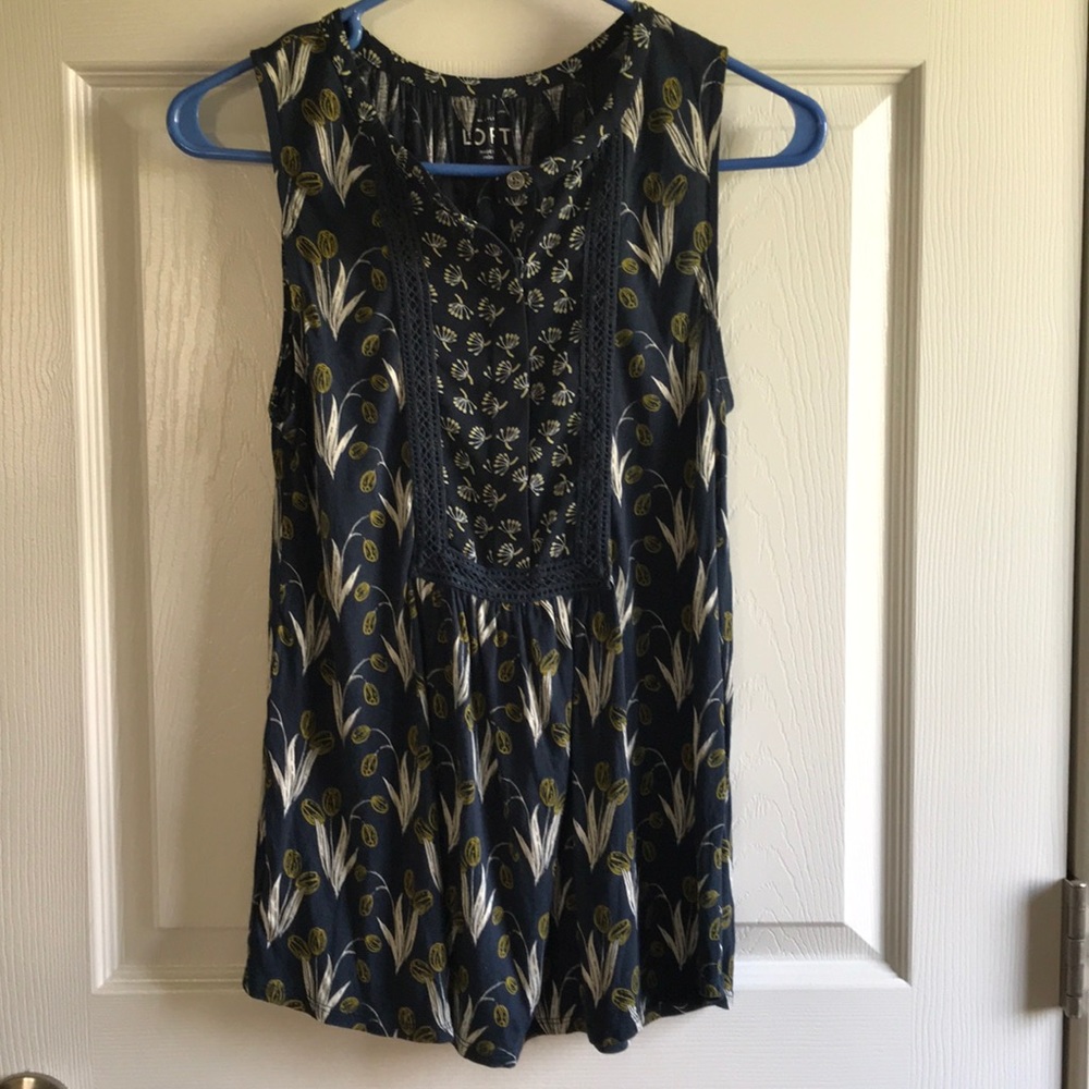 LOFT like new 😍 XS Extra Small